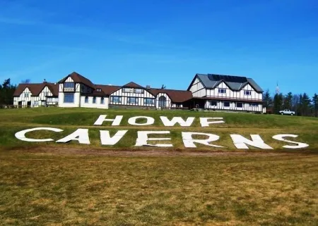 Quality Inn & Suites Schoharie Near Howe Caverns Отели в г. Ричмондвилл