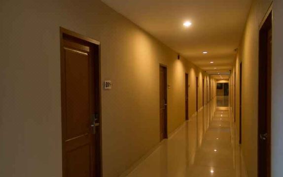 스미냑 스퀘어 호텔 외관