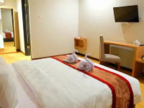 Syariah Radho Hotel Sengkaling Hotels in Dau