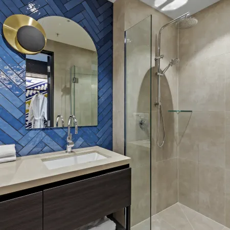 Holiday Inn QUEENSTOWN REMARKABLES PARK by IHG Отели рядом с достопримечательностью «Пивоварня Altitude Brewing»