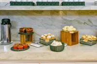 Plaza Inn Breeze Aeroporto - พร้อมอาหารเช้า