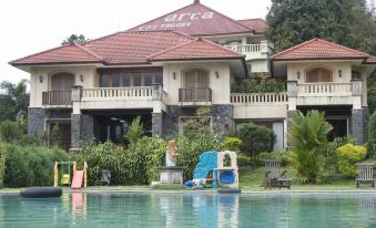 Arca Hotel Cottage & Resort