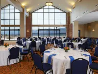 Great Wolf Lodge Colorado Springs Hotel berhampiran The Dinner Detective Murder Mystery Dinner Show - Colorado Springs, CO