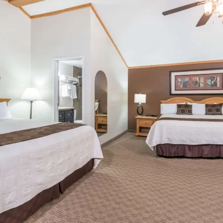Super 8 by Wyndham Deadwood/Black Hills Area