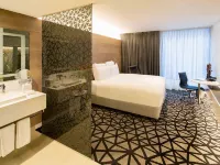 Pullman Sydney Airport Hotels near Emirates