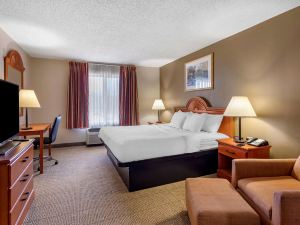 Quality Inn & Suites Rockport - Owensboro North