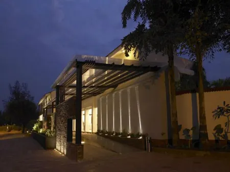 Royal Orchid Beach Resort & Spa, Utorda Beach Goa