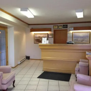 Knights Inn Lethbridge