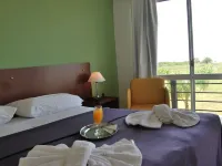 Brisas del Lago Apart y Hotel Hotels in Federacion