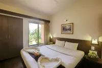 The Byke Old Anchor Beach Resort & Spa فنادق في Quitol