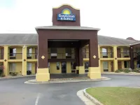 Days Inn & Suites by Wyndham Fort Valley