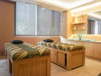 Novotel Samator Surabaya Hotel di Kecamatan Rungkut