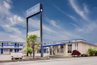Travelodge by Wyndham Aberdeen Hotels in 