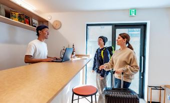 Plat Hostel Keikyu Haneda Home