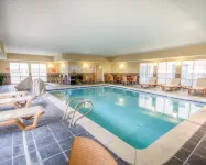 Comfort Suites - Pool