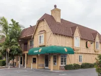 La Quinta Inn & Suites by Wyndham San Bernardino