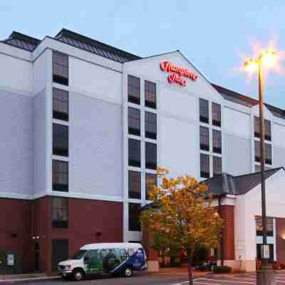 Hampton Inn Boston/Peabody Hotel Exterior