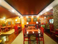 MOUNTAIN LODGE AND RESTAURANT - breakfast