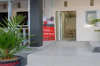 RedDoorz Near Rsud Kota Luwuk Hôtels à : Luwuk