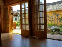 Happiness Full Hanok Guesthouse