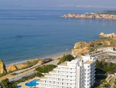 Hotel Luar Hotels near Primark