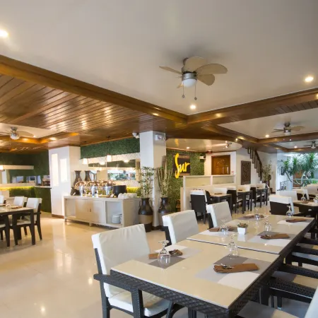 Sur Beach Resort Boracay