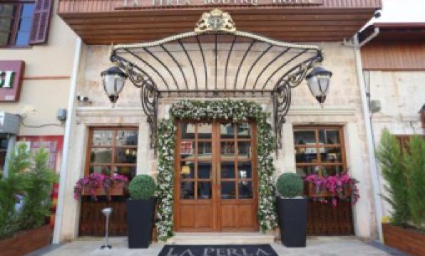 La Perla Boutique Hotel - Housity
