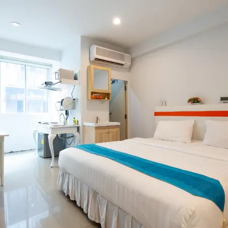 Arawana Residence Phromphong Отели рядом с достопримечательностью «Тхонг Лор»