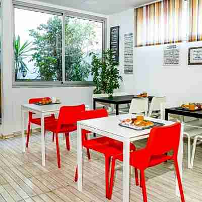 Manzil Hotel Dining/Meeting Rooms