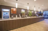 La Quinta Inn & Suites by Wyndham Kingman - Frühstück