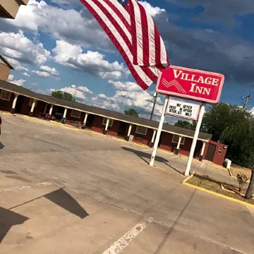 Village Inn Cotulla