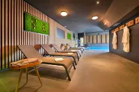 Maxmilian Lifestyle Resort - spa