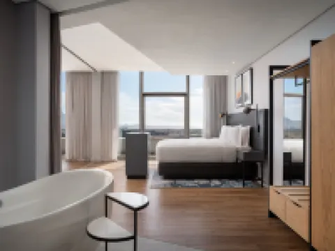 Cape Town Marriott Hotel Crystal Towers Hotels in Century City