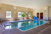 Best Western Plus Springfield Airport Inn - Family