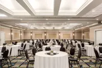 Royal Hotel Edmonton Airport Trademark Collection by Wyndham Hotels in Nisku