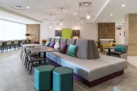 Home2 Suites by Hilton Jackson Flowood Airport Area - プール