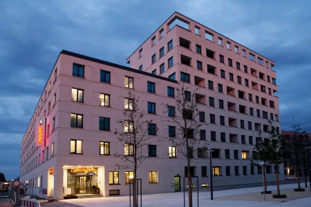 Hampton by Hilton Regensburg Отели в г. Верхний Пфальц