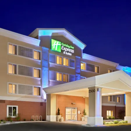 Holiday Inn Express & Suites SUMNER - PUYALLUP AREA by IHG