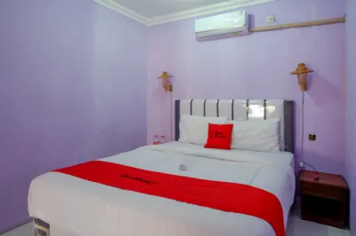 RedDoorz Near Goa Jatijajar 2