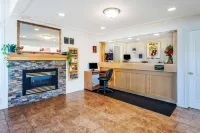 Super 8 by Wyndham 100 Mile House Hotels in 108 Mile Ranch