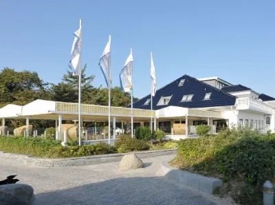 Hotel Seeschlösschen Hotels near Ehrenmal Hohwacht