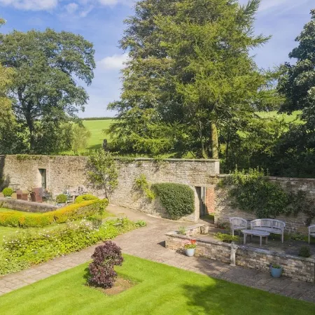 Farlam Hall Hotel & Restaurant