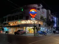 Hotel Sentro Legazpi Hotels near SM City