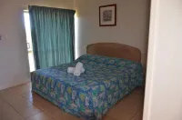 Kurrimine Beach Motel - 3-Star