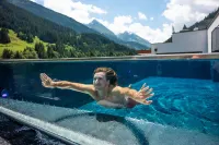 Aktiv- & Wellnesshotel Bergfried - Pools