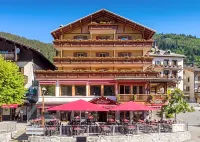 Logis la Croix-Saint-Maurice Các khách sạn ở Saint-Pierre-en-Faucigny