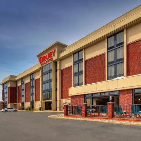 Drury Inn & Suites Bowling Green