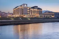 DoubleTree by Hilton Skopje Hotels near Трговски центар „Автокоманда“