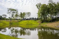 Cincinnati Camp Cedar Hotels in Kings Mills