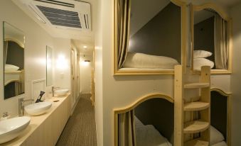 The Micro Museum Hostel Kichijoji - Housity